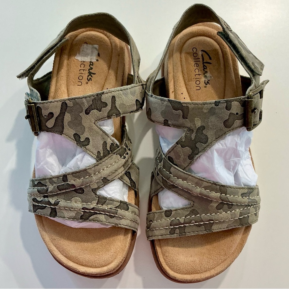 Clarks Camo Bryan Step Sandals Sz 5 - Picture 8 of 10